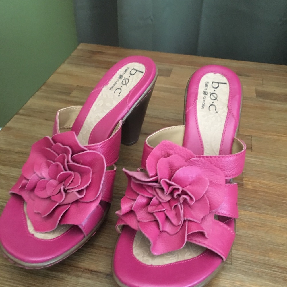 Boc sandals, new